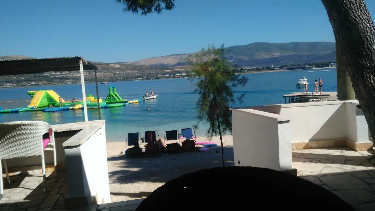 Apartment Kristina Trogir 0*,